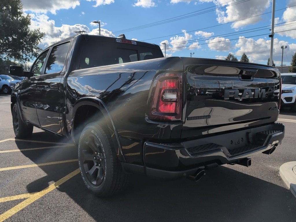 New 2026 RAM 1500 4x4 Crew Cab image 5