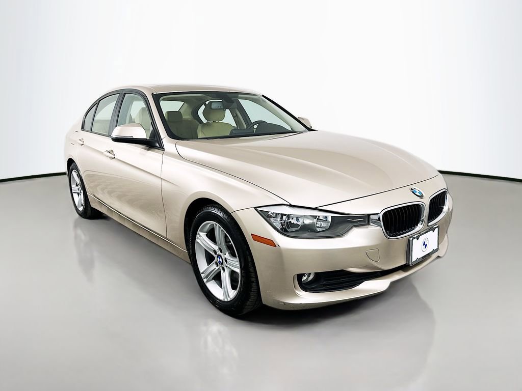 Used 2015 BMW 320i Sedan image 3