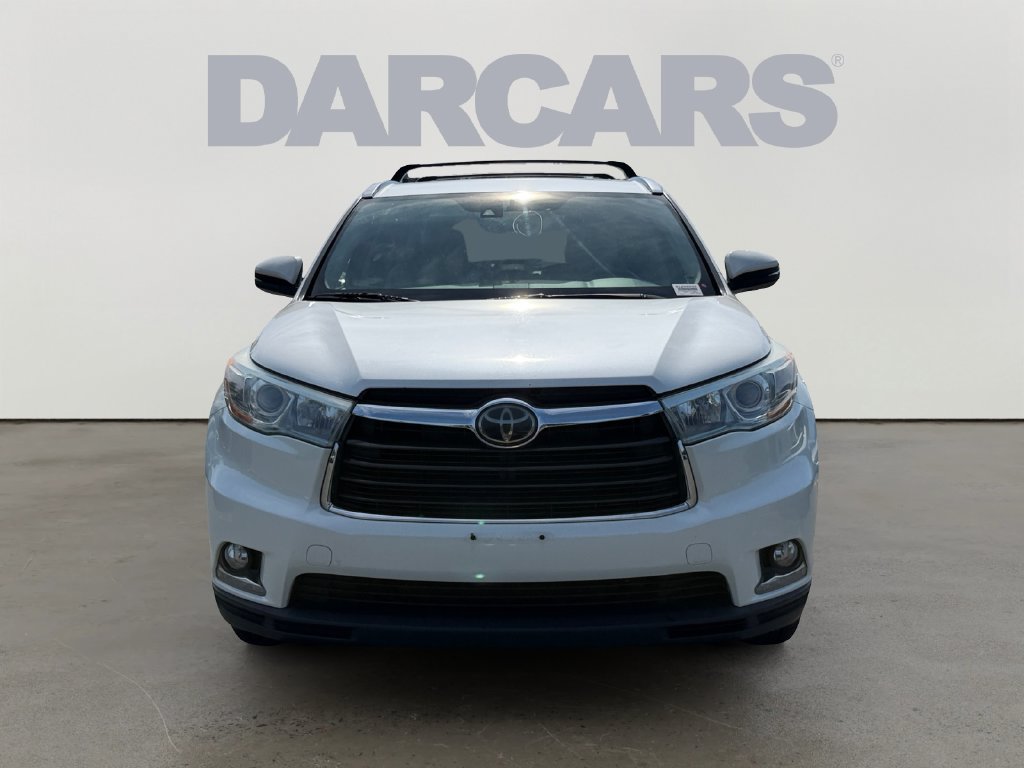 Used 2015 Toyota Highlander Limited w/ Driver Technology Package AWD/4WD image 2