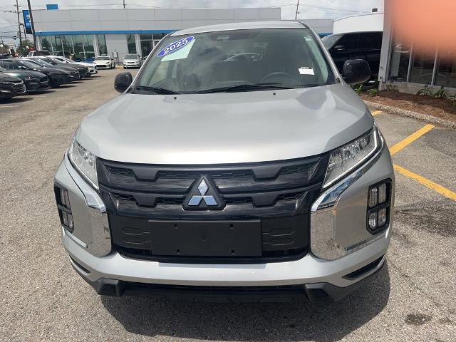 Used 2025 Mitsubishi Outlander Sport LE AWD/4WD image 1