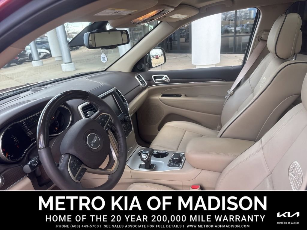 Used 2014 Jeep Grand Cherokee Overland w/ Advanced Technology Group image 16