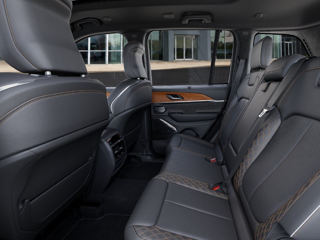 New 2027 Jeep Grand Cherokee Summit w/ Adv Protech Group IV AWD/4WD image 23