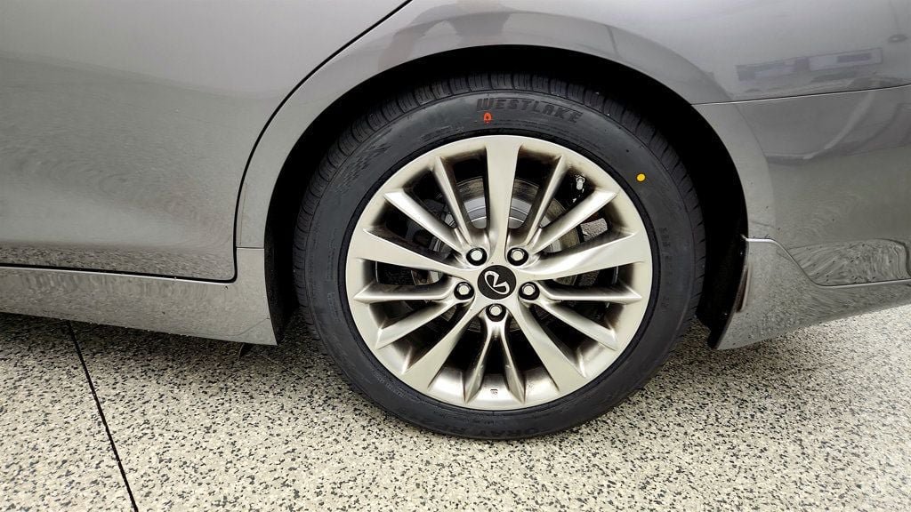 Used 2023 INFINITI Q50 Sensory RWD image 9