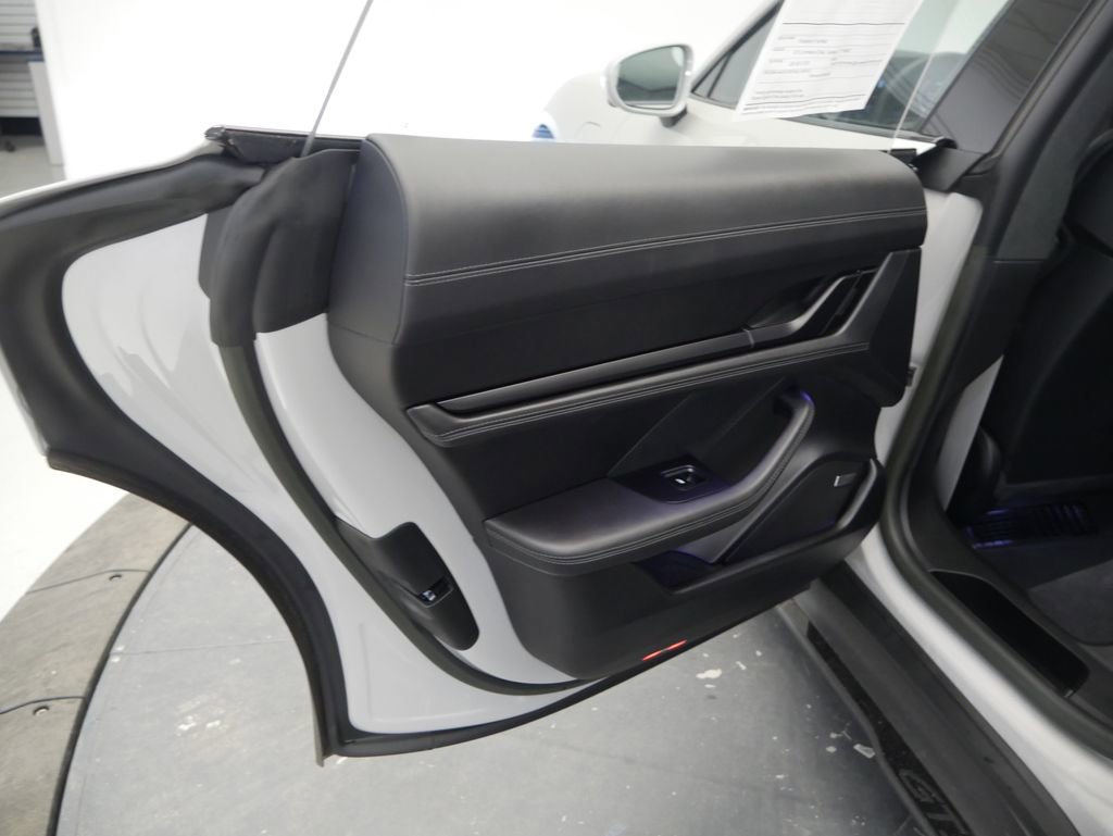 Certified 2023 Porsche Taycan GTS image 18