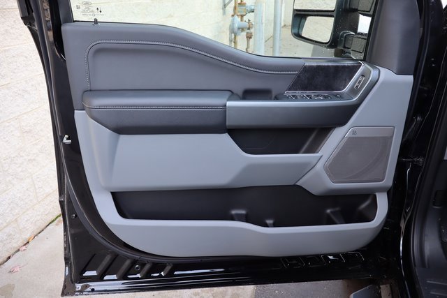 New 2026 Ford F250 XLT w/ XLT Premium Package image 25