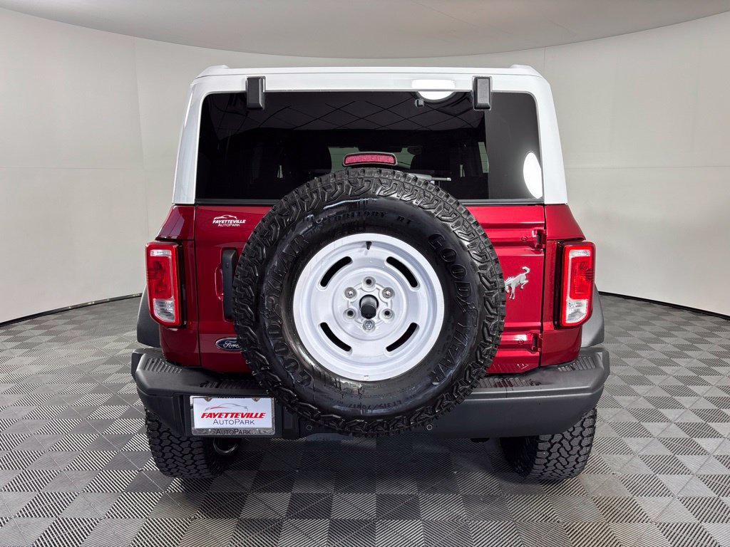 Used 2025 Ford Bronco Heritage Edition AWD/4WD image 13