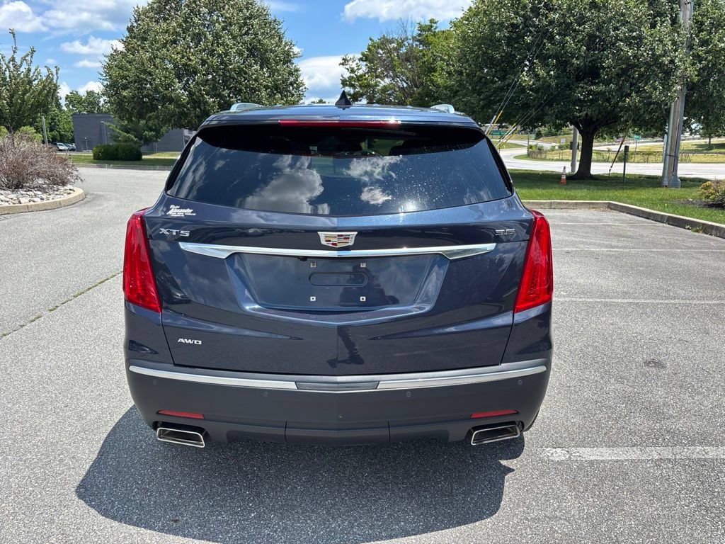 Used 2018 Cadillac XT5 Luxury AWD/4WD image 4