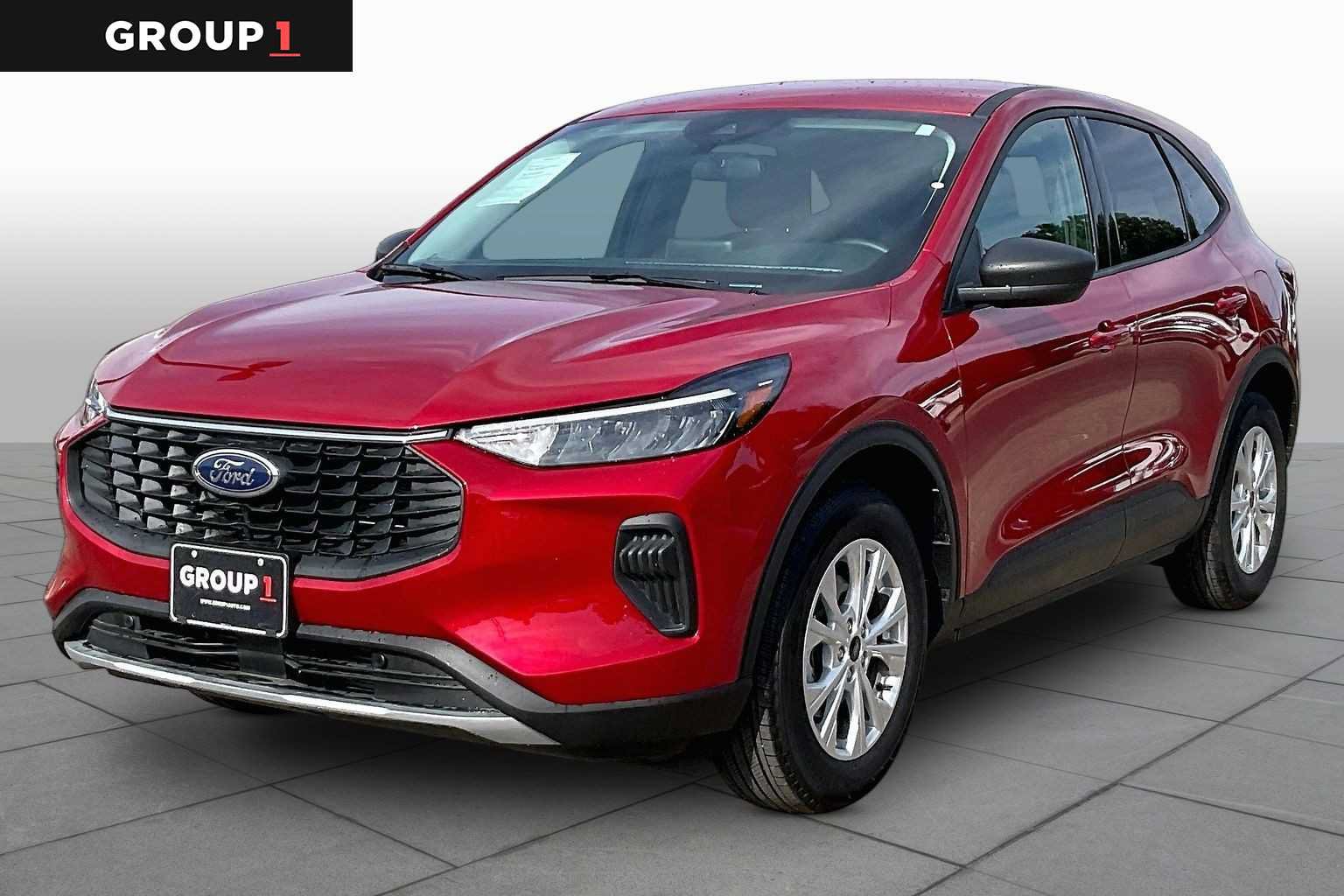 Used 2026 Ford Escape Active w/ Cold Weather Package FWD image 1