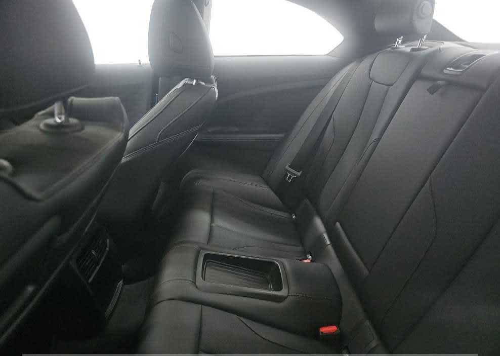 Used 2025 BMW M240i Coupe RWD image 11