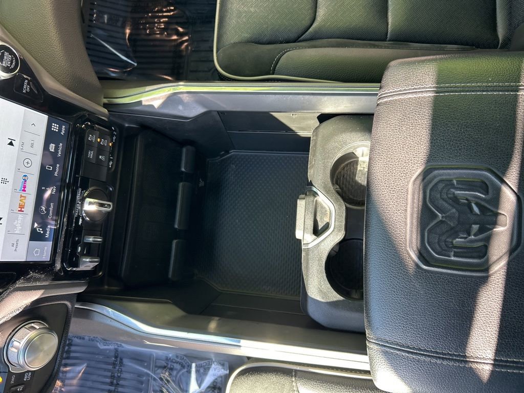Used 2022 RAM 1500 Laramie image 17