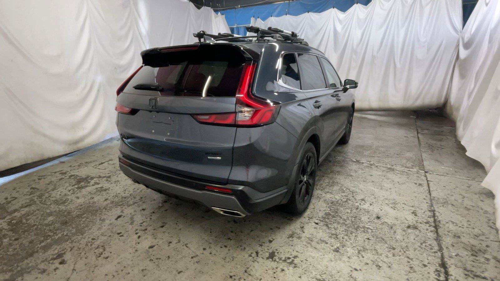 Used 2024 Honda CR-V Sport Touring image 6