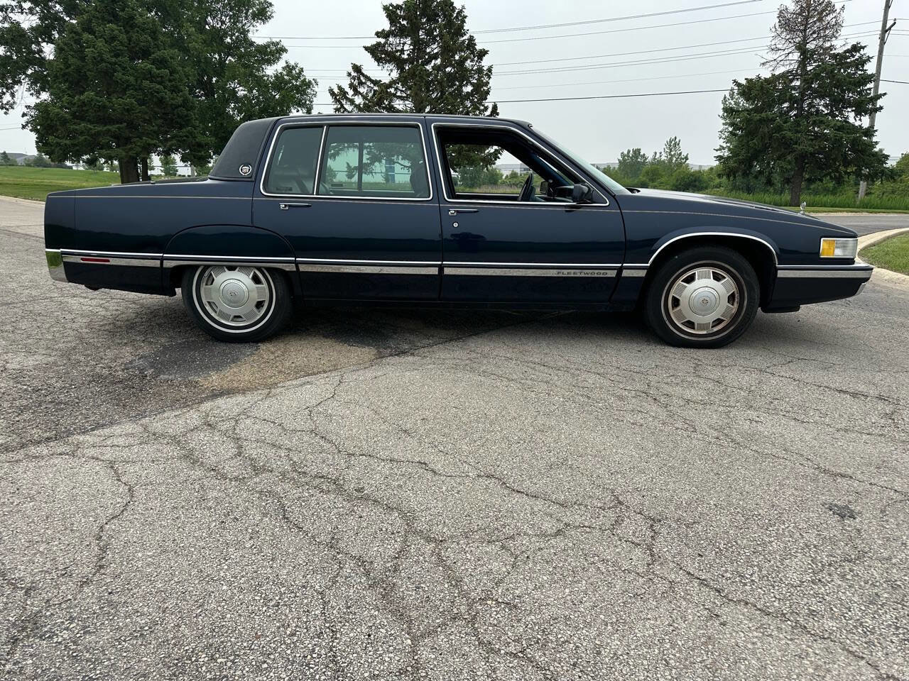 Used 1992 Cadillac Fleetwood Sedan FWD image 7
