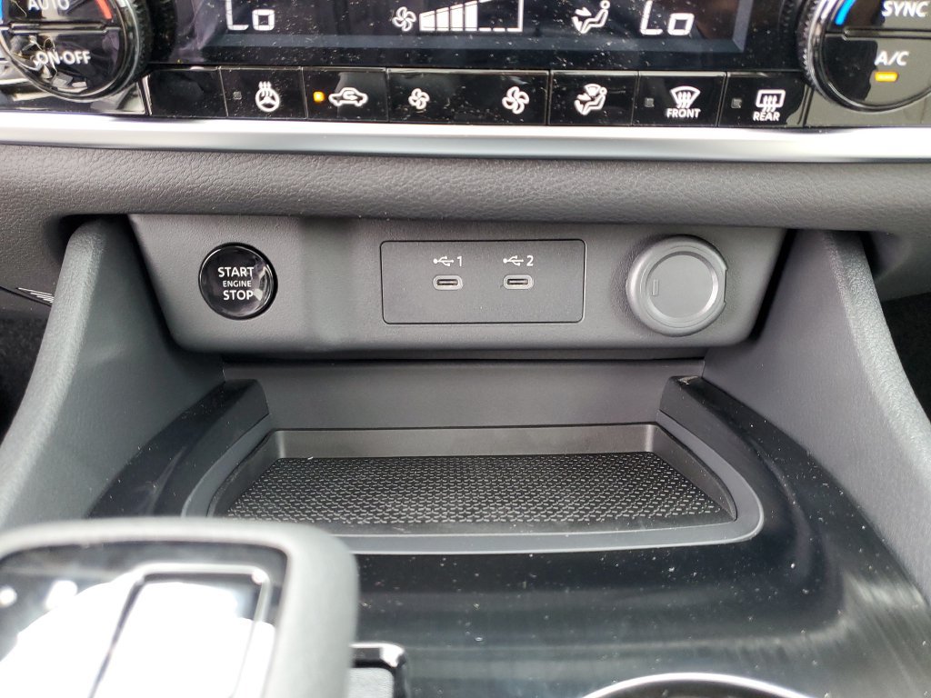 New 2026 Nissan Rogue Dark Armor AWD/4WD image 32