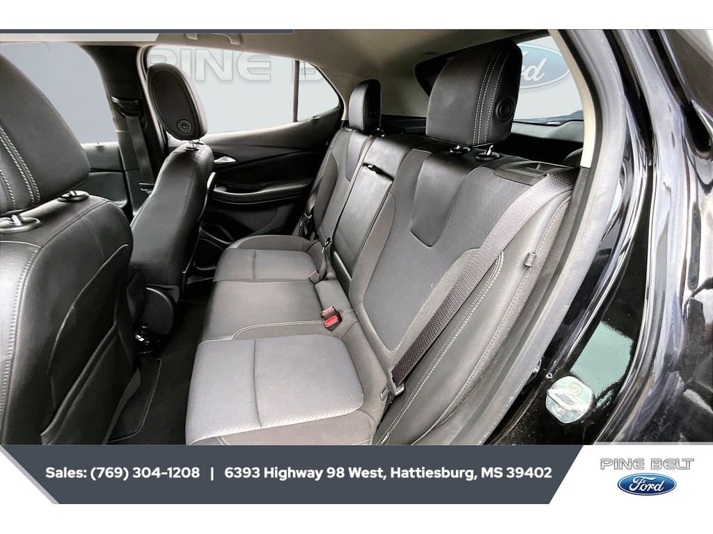 Used 2022 Buick Encore GX Select w/ Advanced Technology Package image 18