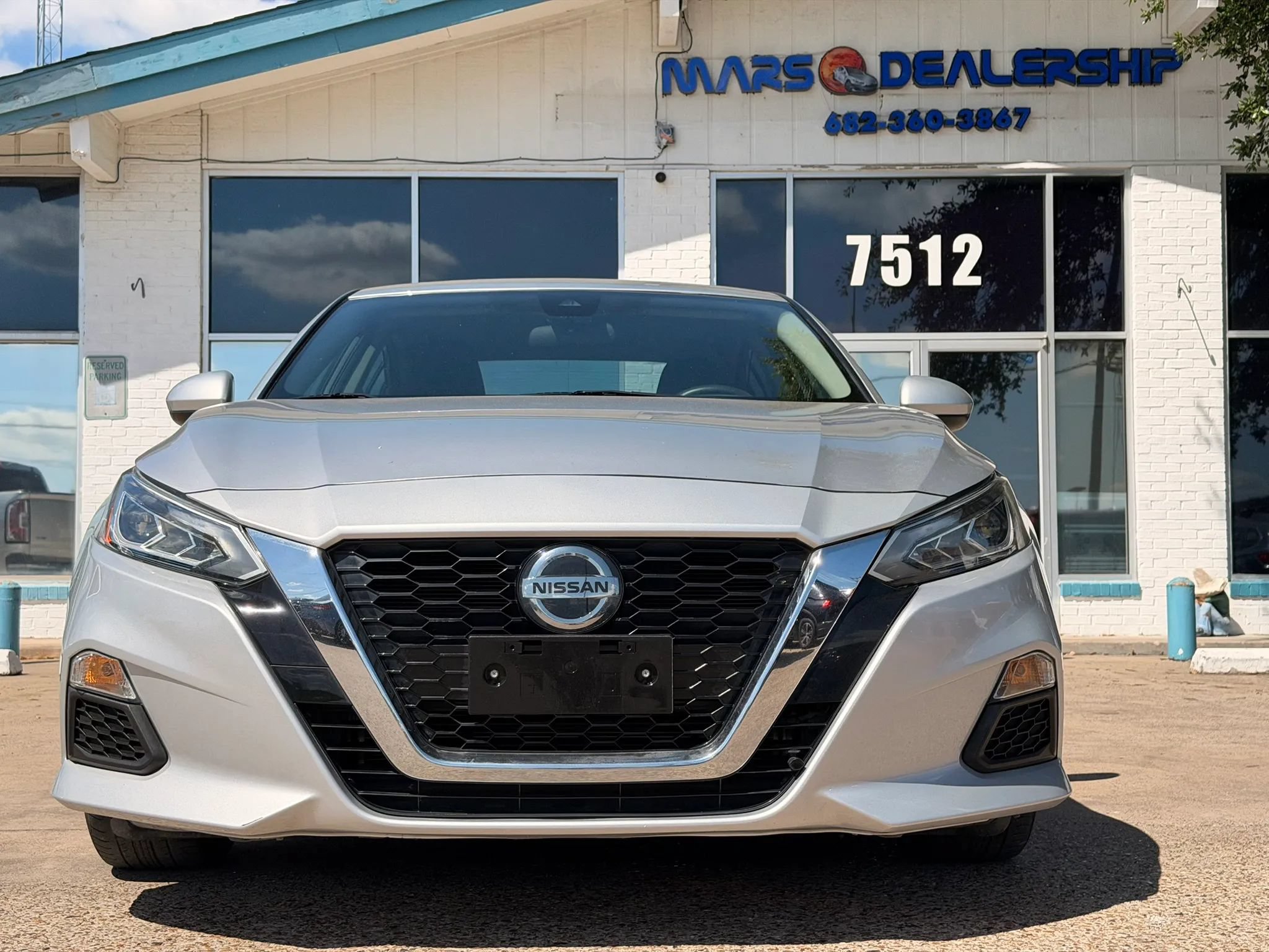 Used 2022 Nissan Altima 2.5 SV FWD image 9