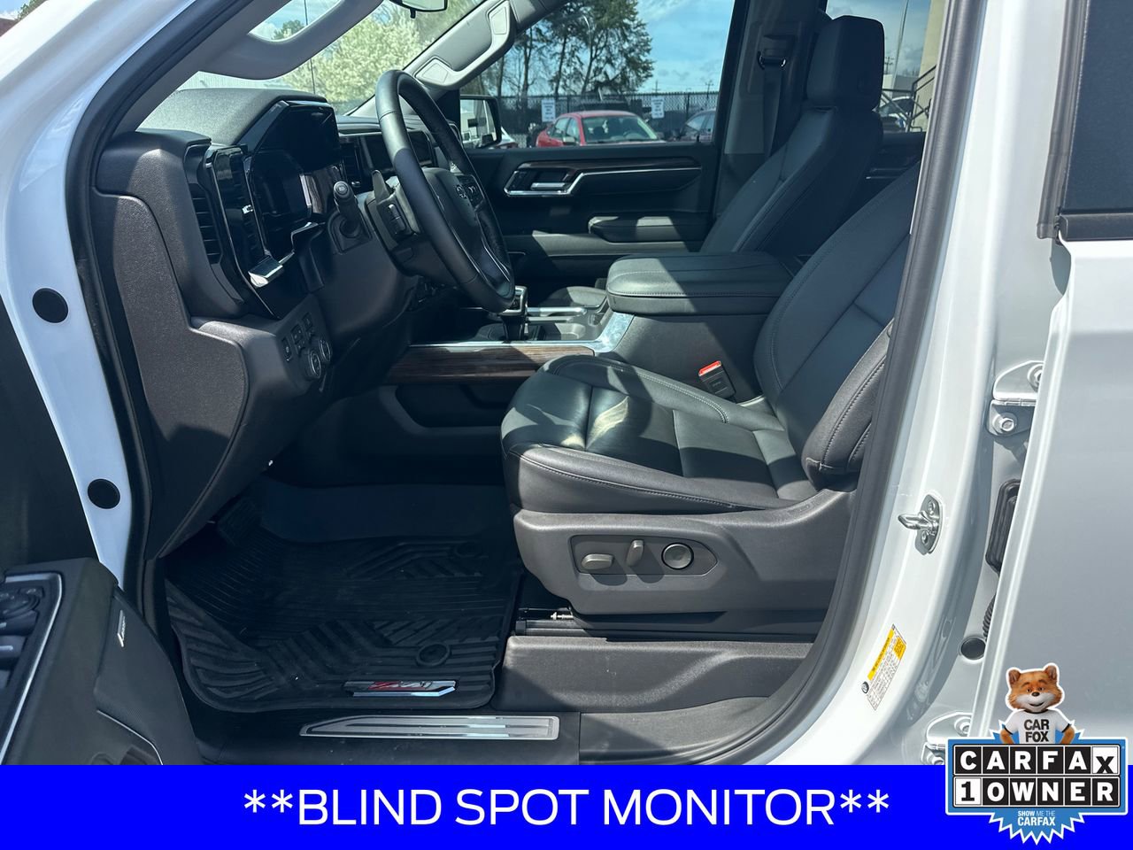 Used 2025 Chevrolet Silverado 1500 LT Trail Boss w/ Convenience Package II image 9