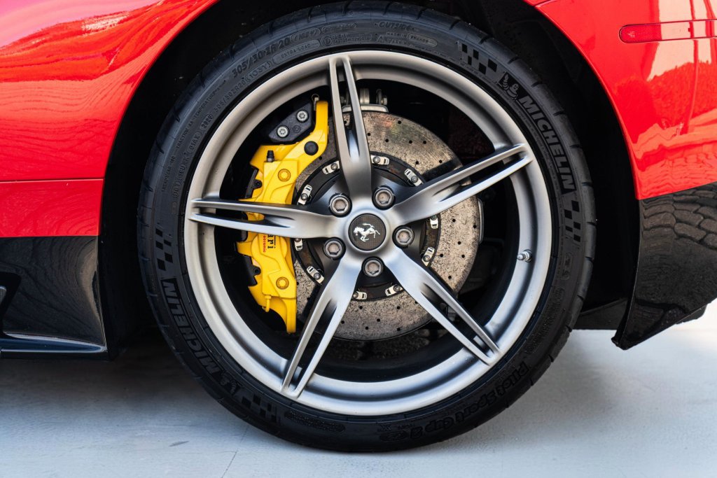 Used 2015 Ferrari 458 Speciale Coupe RWD image 61