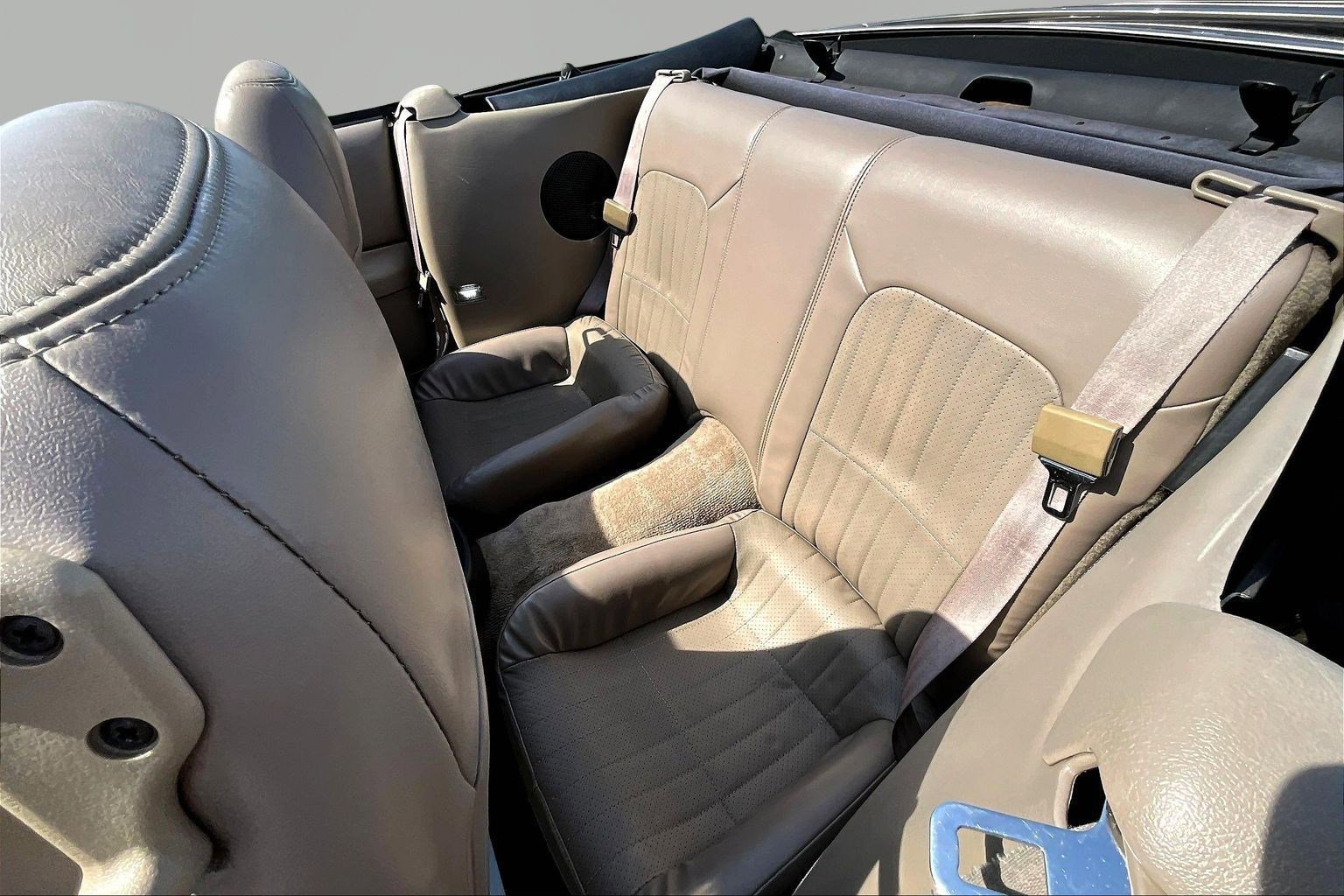 Used 2002 Chevrolet Camaro Z28 w/ Sport Appearance Pkg RWD image 20