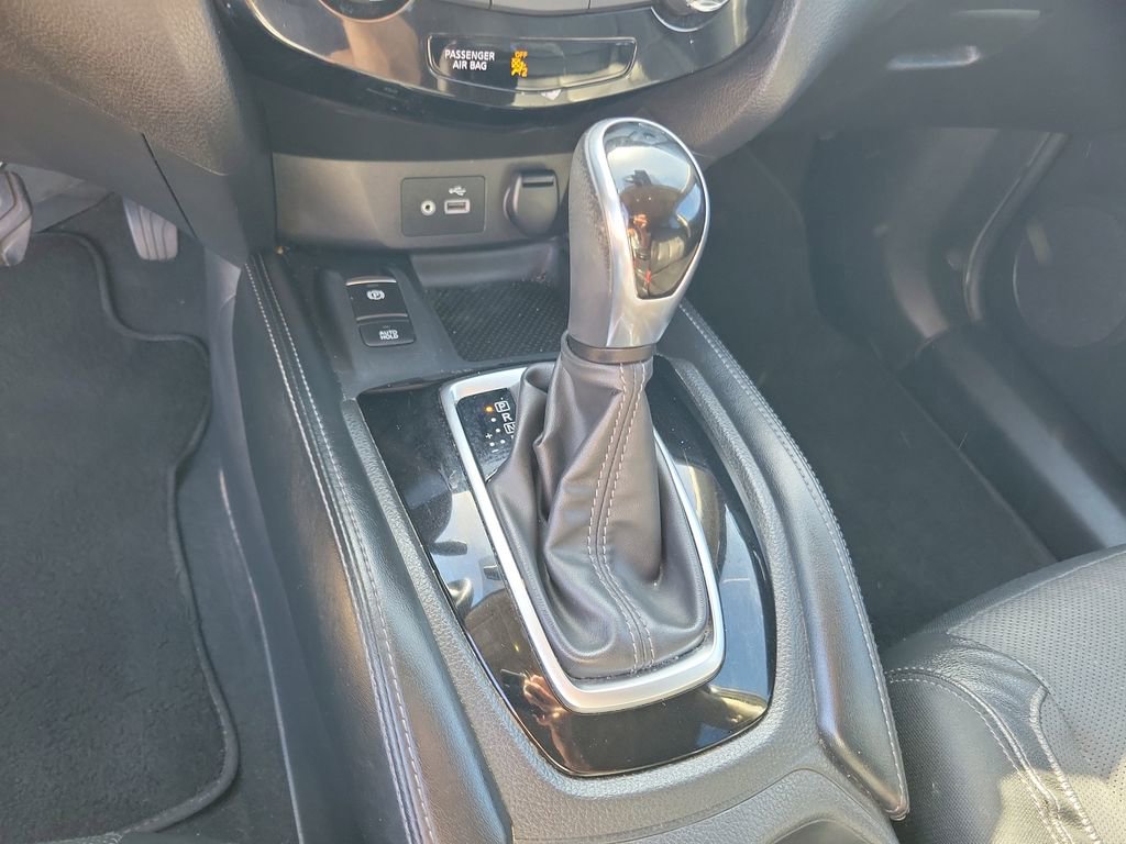 Used 2020 Nissan Rogue SL w/ Premium Package AWD/4WD image 26