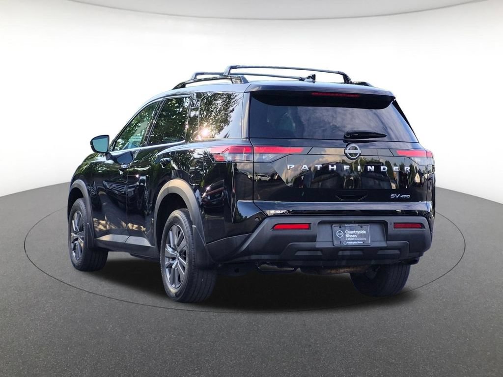 Used 2024 Nissan Pathfinder SV AWD/4WD image 7
