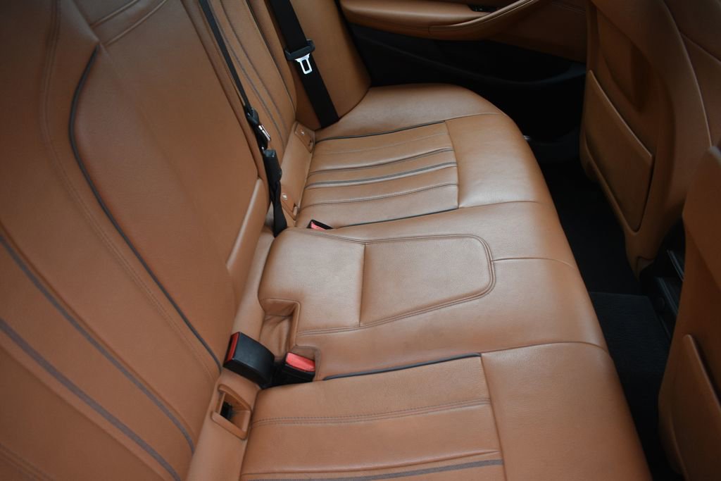 Used 2019 BMW 530i xDrive w/ Convenience Package AWD/4WD image 29