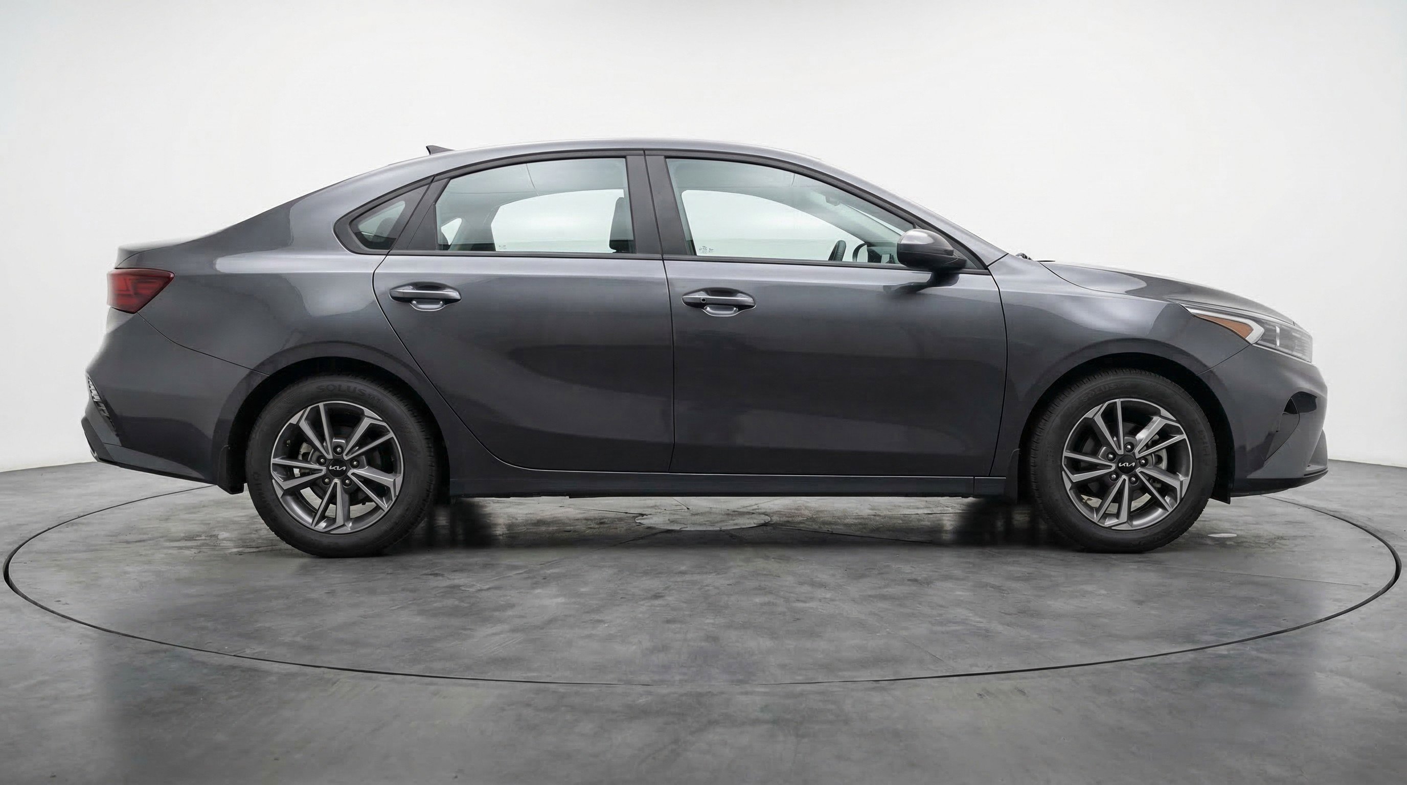 Used 2024 Kia Forte LXS image 11
