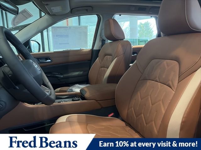 New 2026 Nissan Pathfinder Platinum image 6