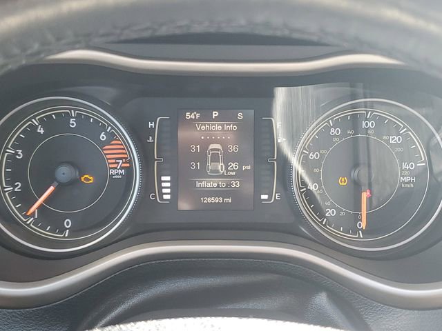 Used 2016 Jeep Cherokee Latitude w/ Cold Weather Group image 15