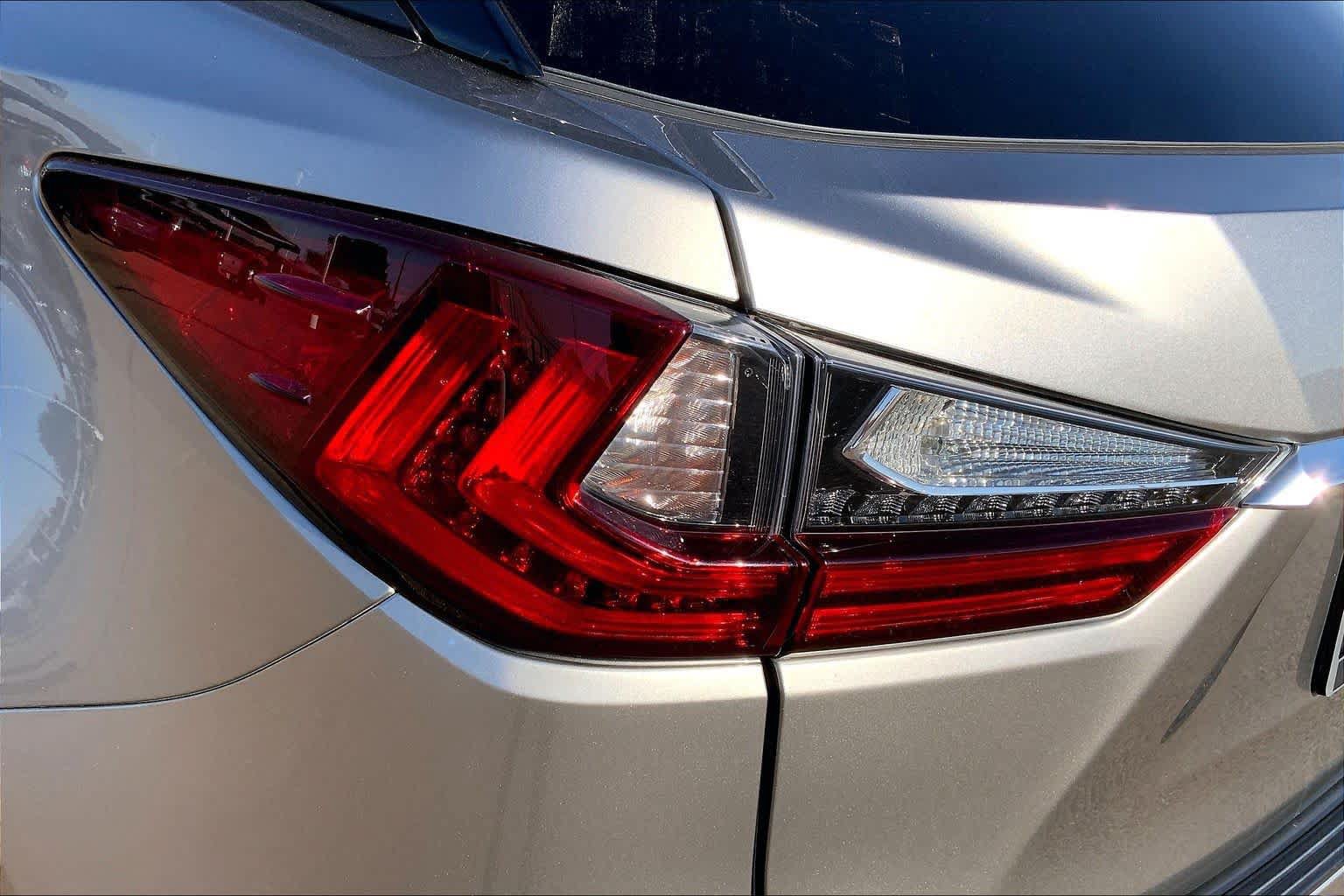 Used 2017 Lexus RX 350 FWD w/ Premium Package image 28