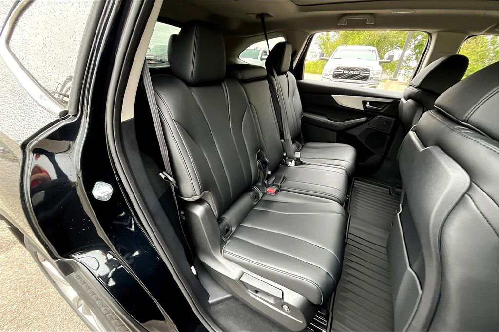 Used 2025 Acura MDX Base image 15
