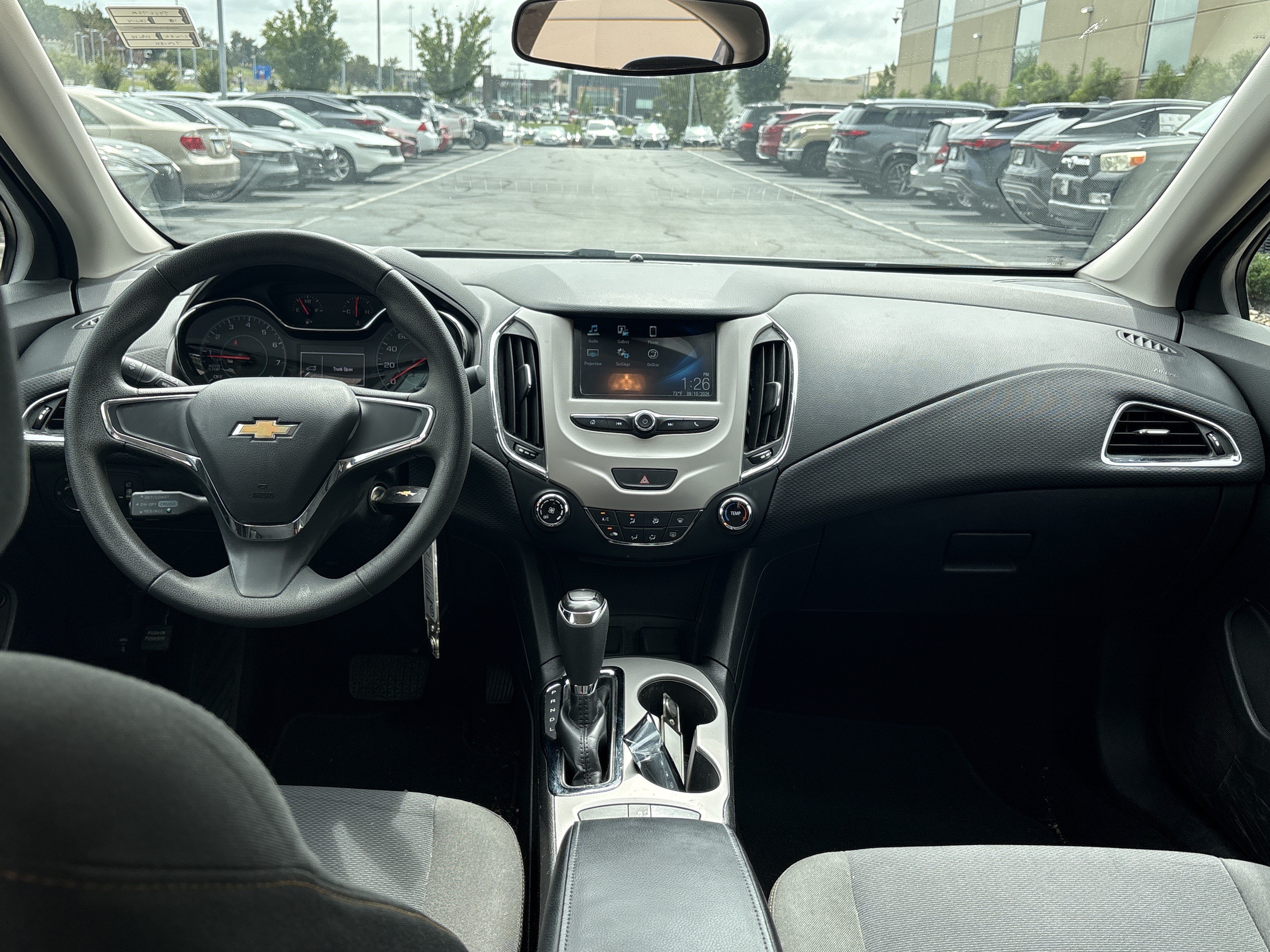 Used 2018 Chevrolet Cruze LS FWD image 18