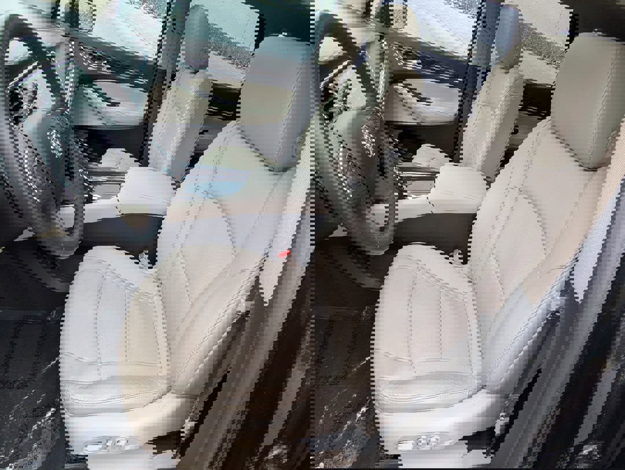 Used 2019 Buick Enclave Essence image 20