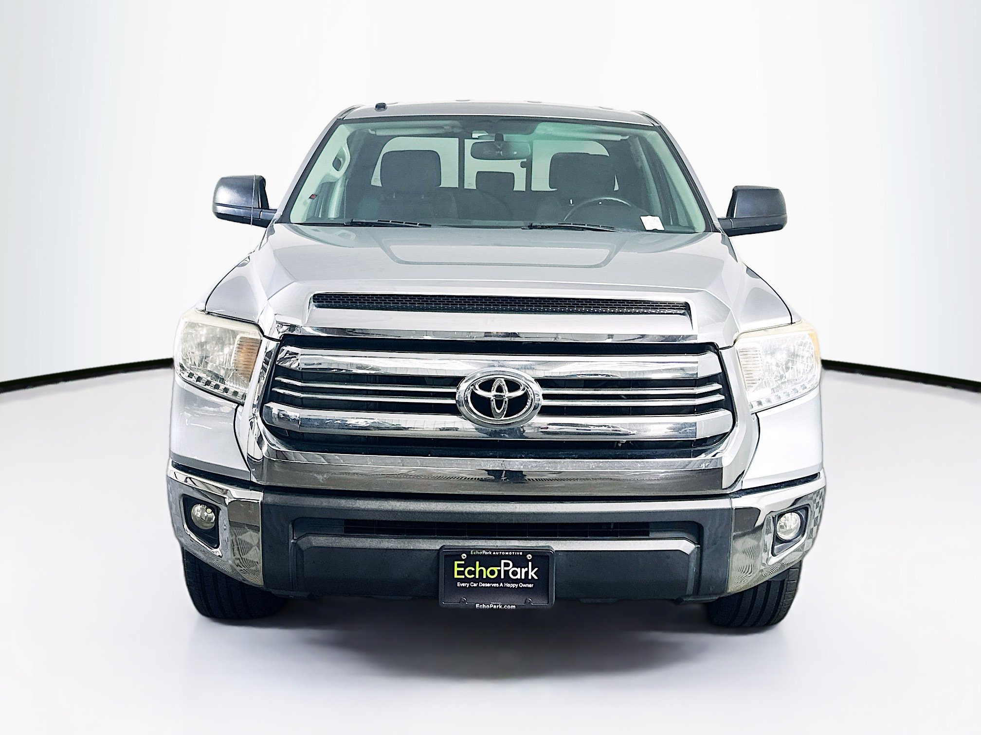 Used 2016 Toyota Tundra SR5 image 2