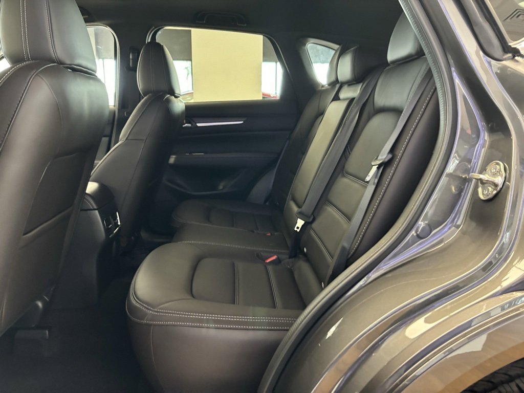 New 2025 MAZDA CX-5 Signature image 16