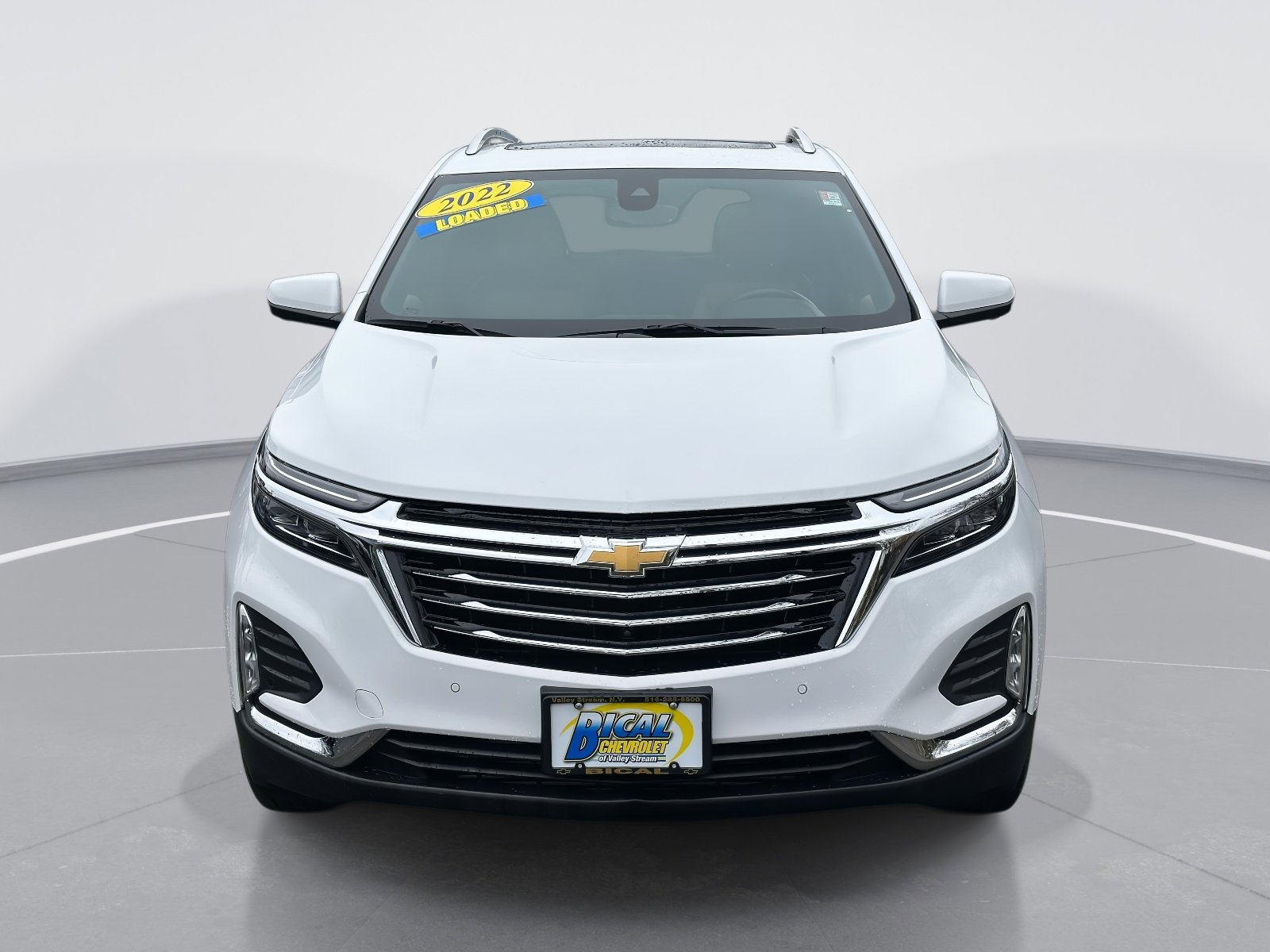 Used 2022 Chevrolet Equinox Premier image 2