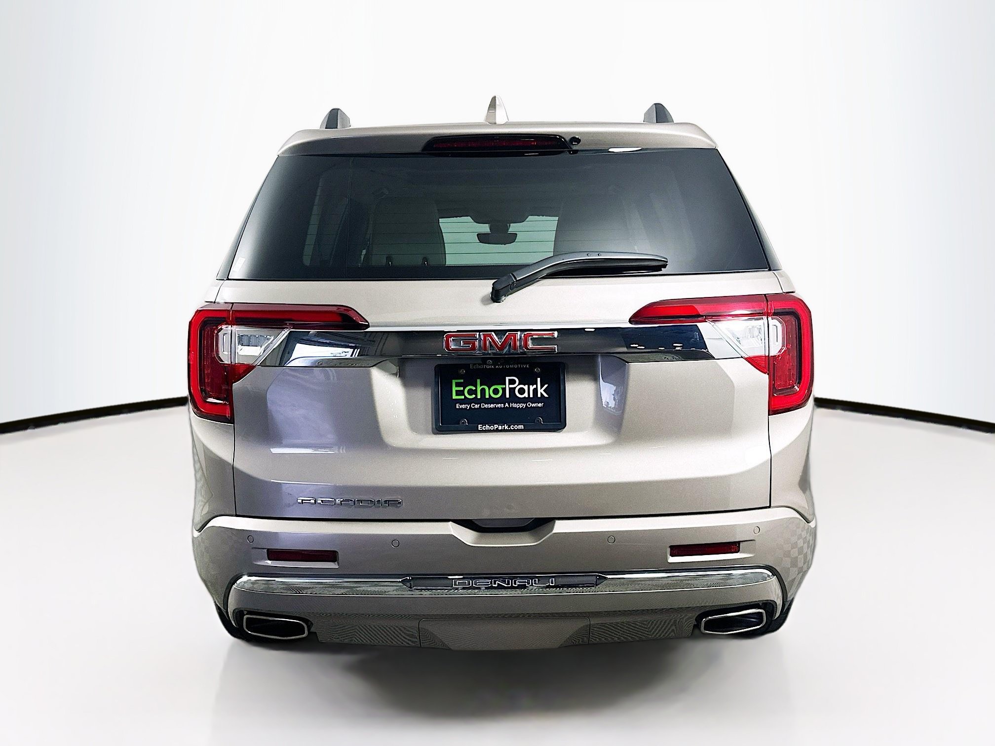 Used 2023 GMC Acadia Denali w/ Denali Ultimate Package FWD image 7