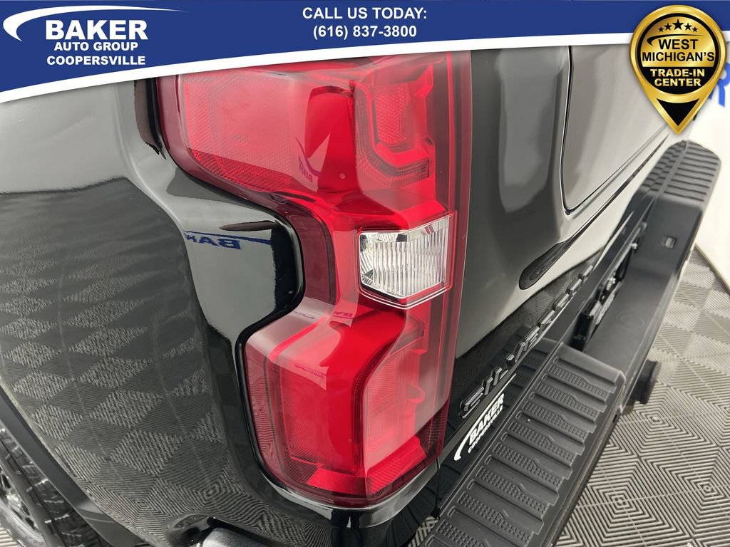 Used 2024 Chevrolet Silverado 2500 High Country w/ High Country Premium Package image 36