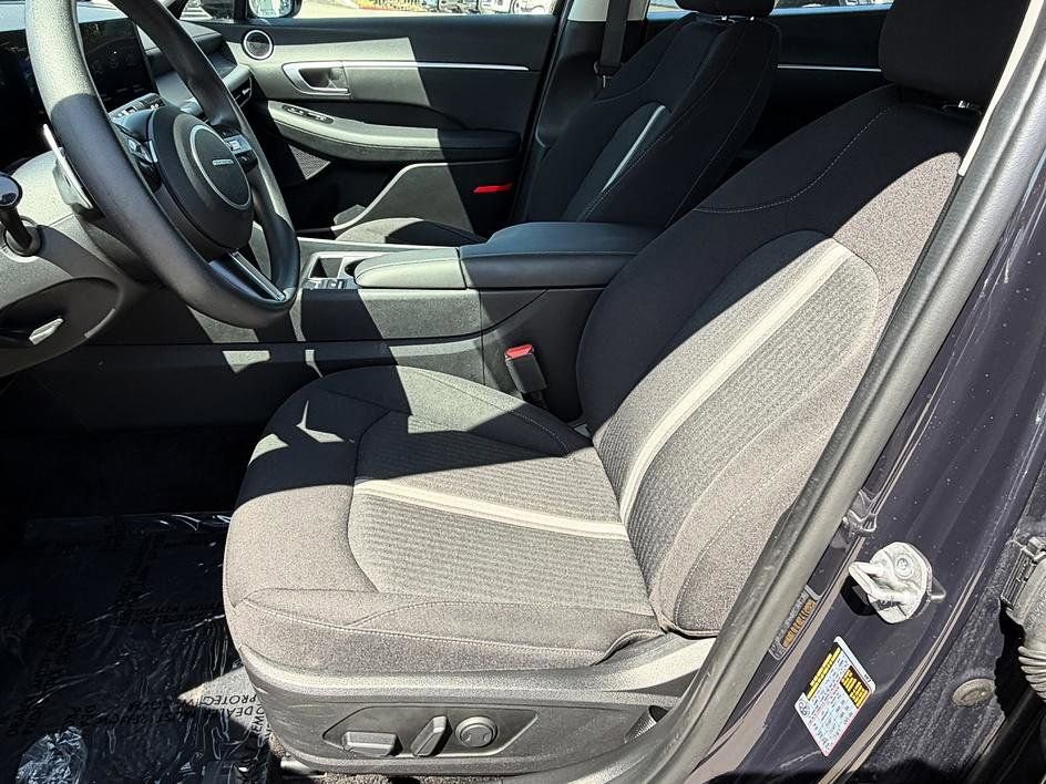 Used 2025 Hyundai Sonata SEL FWD image 20