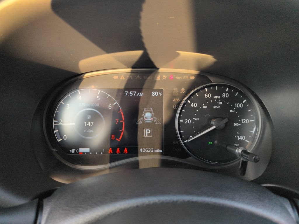 Used 2022 Nissan Kicks SR w/ Premium Package FWD image 15