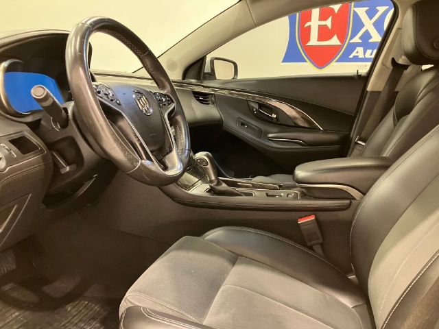 Used 2016 Buick LaCrosse image 24