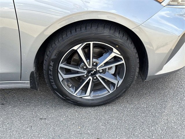 Used 2024 Kia Forte LXS image 7