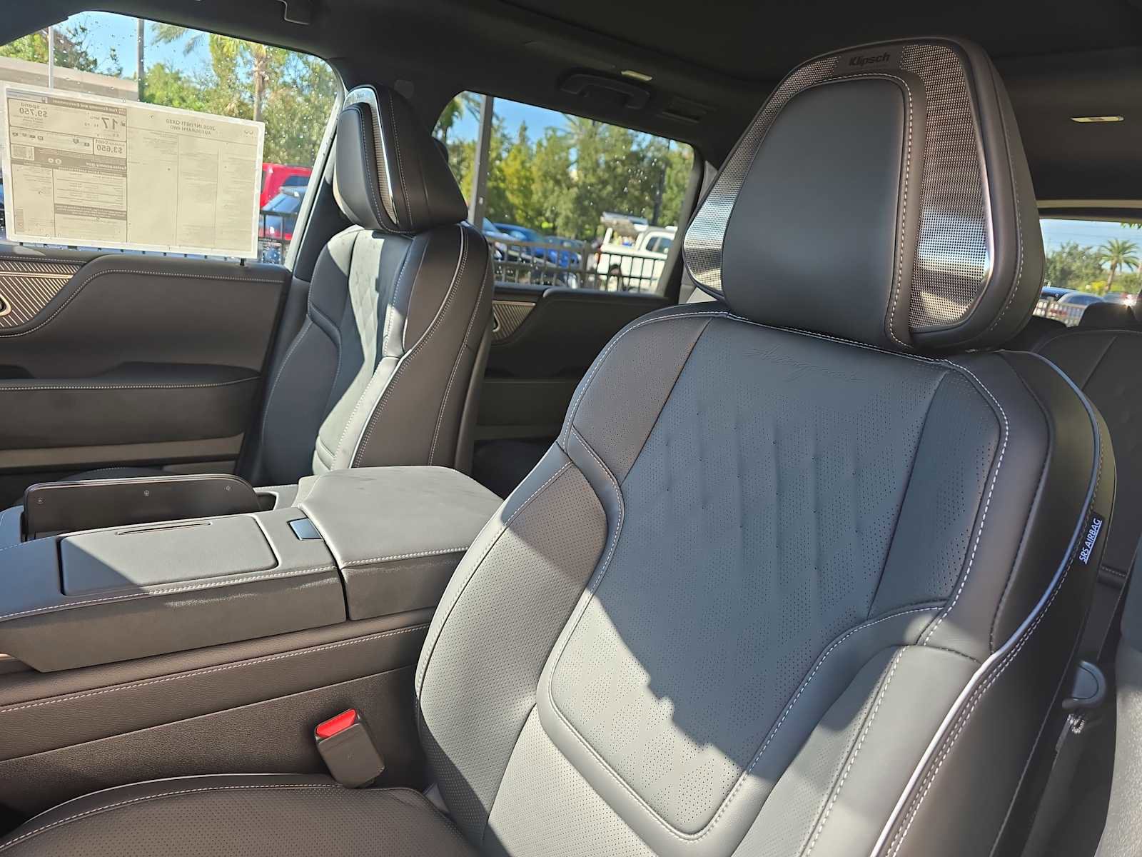 New 2026 INFINITI QX80 Autograph w/ Premium Cargo Package image 16