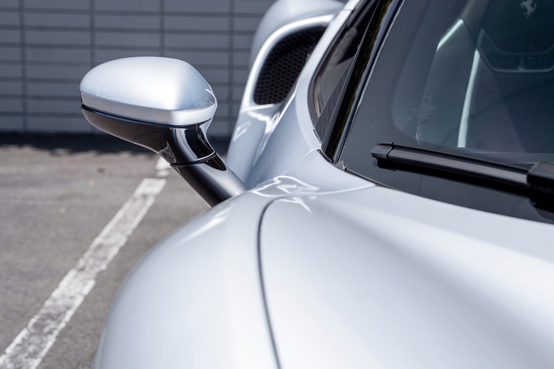 Used 2024 Ferrari 296 GTS image 30