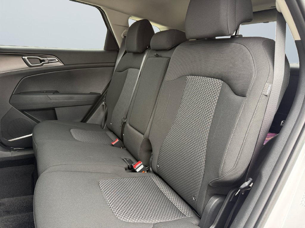 New 2026 Kia Sportage LX w/ LX Convenience Package AWD/4WD image 13