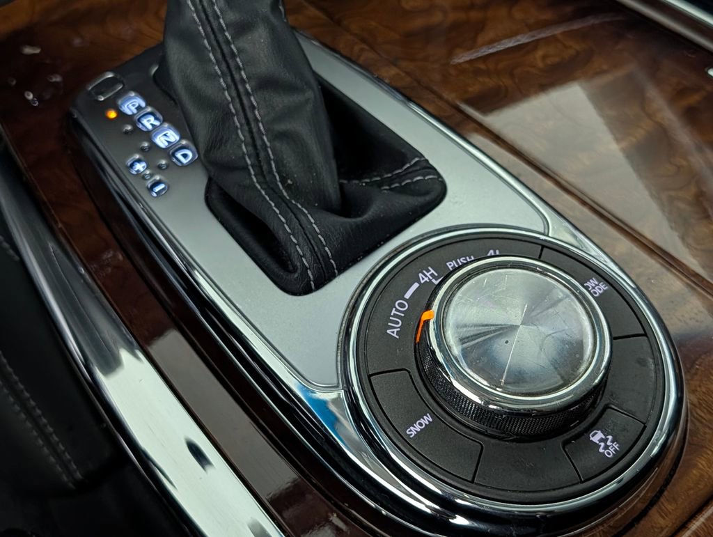 Used 2016 INFINITI QX80 4WD w/ Deluxe Technology Package image 34