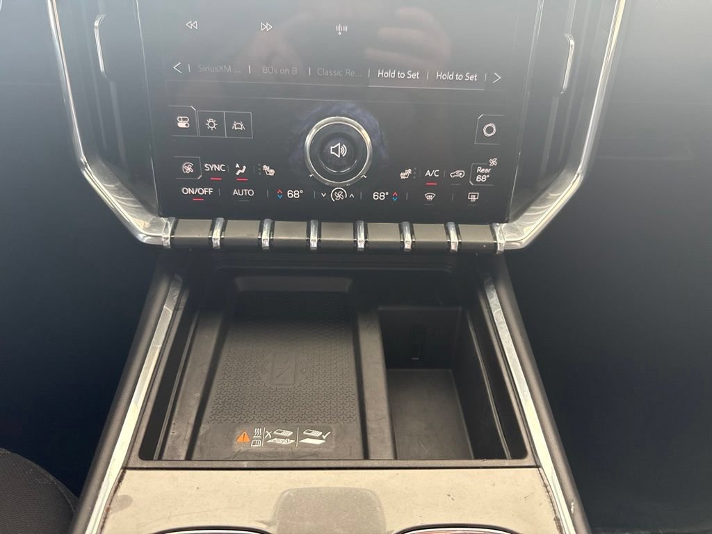 Used 2025 GMC Acadia Elevation FWD image 21