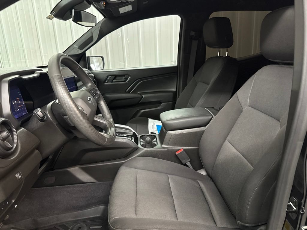 Used 2023 Chevrolet Colorado Trail Boss w/ Advanced Trailering Package AWD/4WD image 9