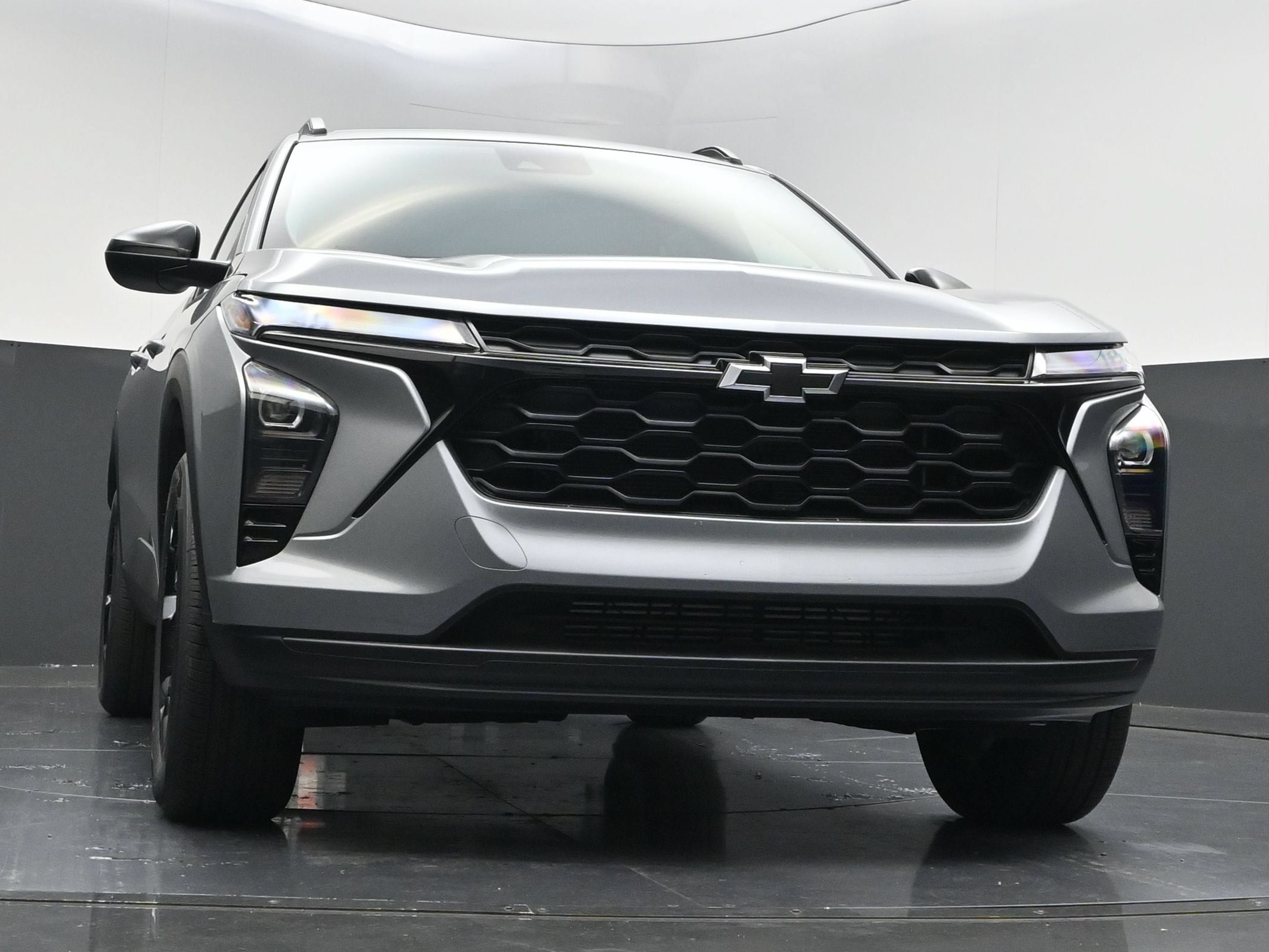 New 2026 Chevrolet Trax LT w/ Sunroof Package FWD image 39