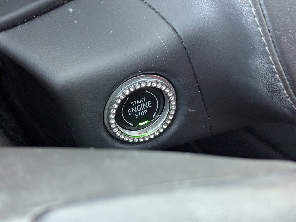 Used 2022 Chevrolet Suburban Z71 w/ Luxury Package image 34