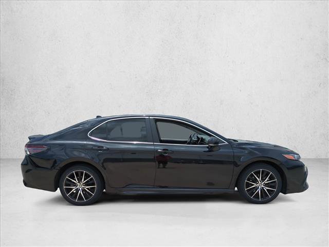 Certified 2023 Toyota Camry SE FWD image 4